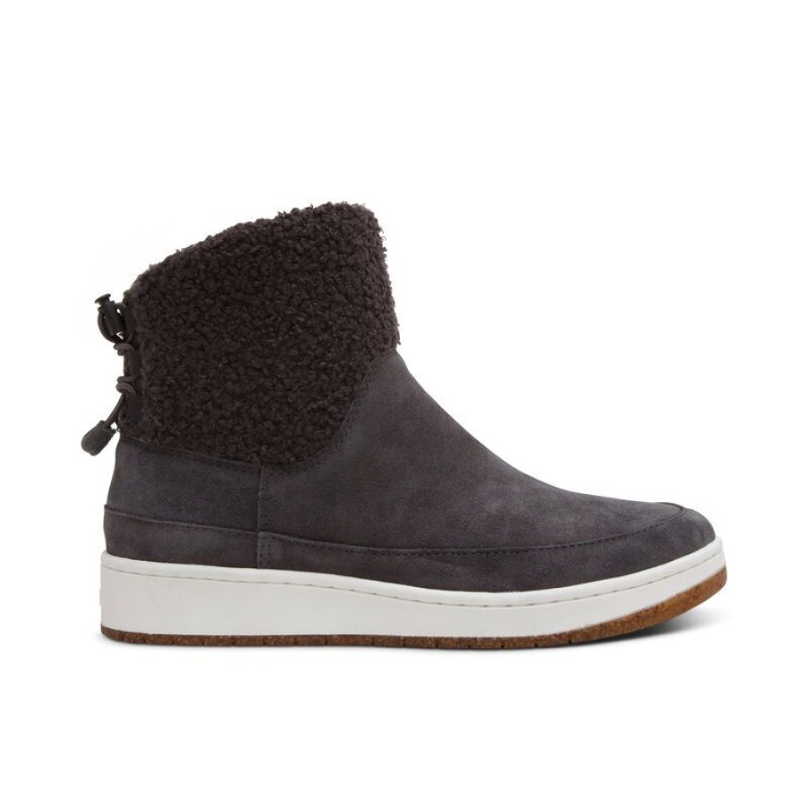 Aetrex Winnie Boot Casuals