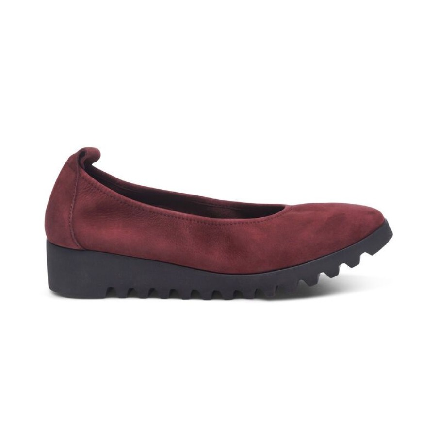 Aetrex Brianna Ballet Flat Casuals