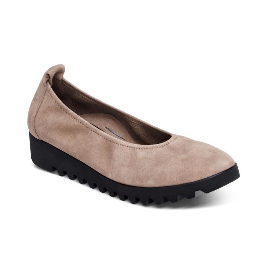 Aetrex Brianna Ballet Flat Casuals